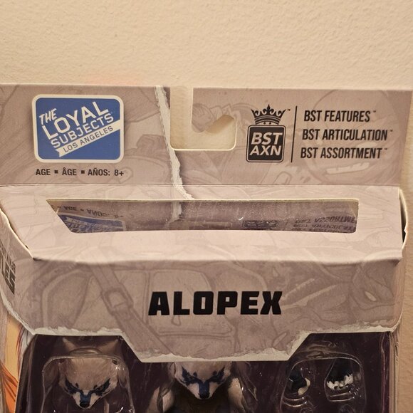 Teenage Mutant Ninja Turtles BST AXN Alopex Vigilante 5" Action Figure - Picture 9 of 9